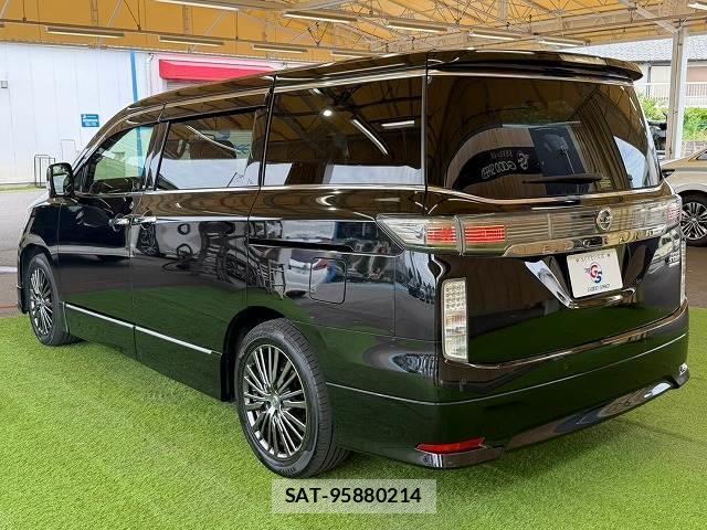 Nissan ELGRAND 2021-07 8343394-16