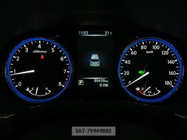 Nissan ELGRAND 2017-02 8343942-11