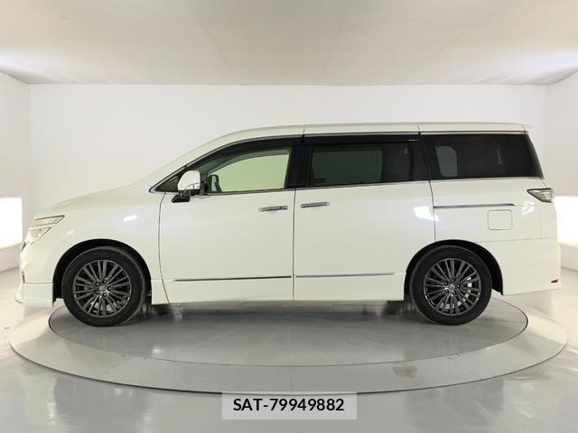 Nissan ELGRAND 2017-02 8343942-3