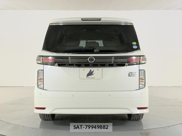 Nissan ELGRAND 2017-02 8343942-5