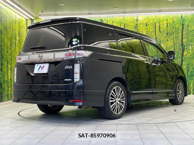 Nissan ELGRAND 2017-09 8344025-17