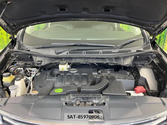 Nissan ELGRAND 2017-09 8344025-18