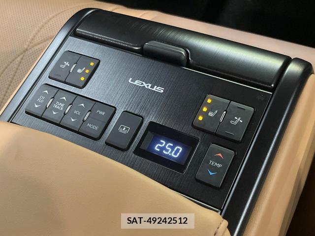 Lexus ES 2019-07 8342022-5