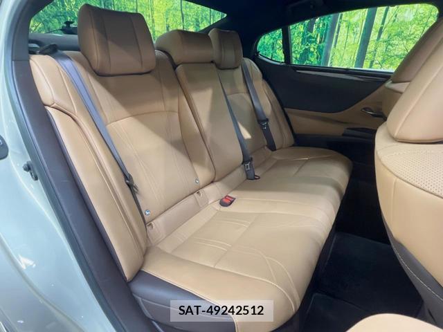 Lexus ES 2019-07 8342022-8
