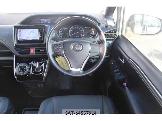 Toyota ESQUIRE 2017-06 8342064-19