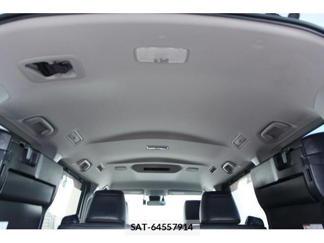 Toyota ESQUIRE 2017-06 8342064-8
