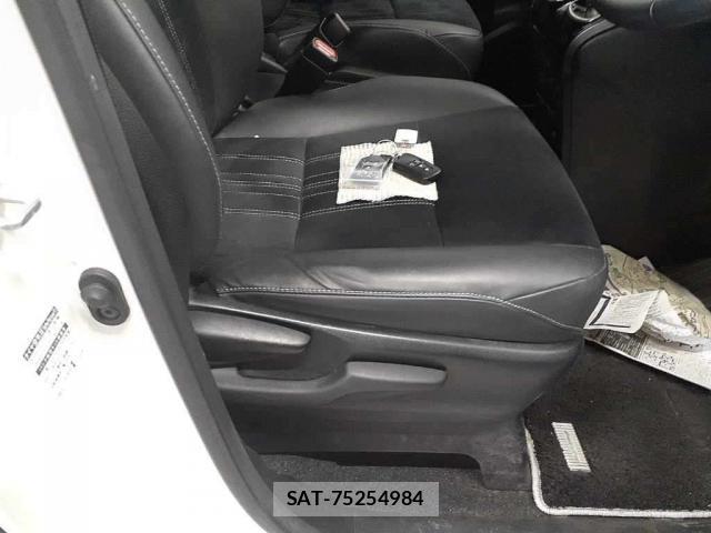 Toyota ESQUIRE 2019-09 8343673-5