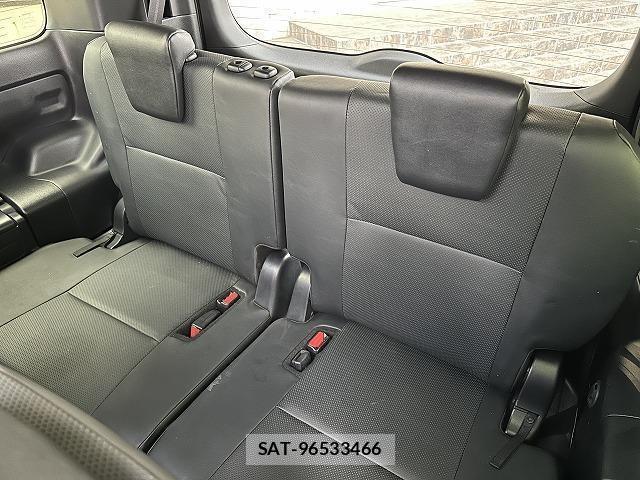 Toyota ESQUIRE 2018-10 8343861-12