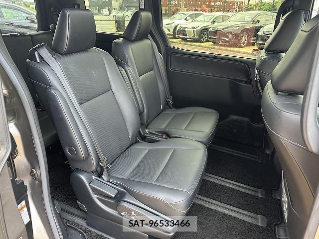 Toyota ESQUIRE 2018-10 8343861-13