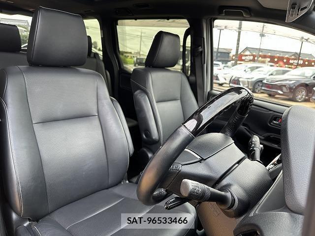 Toyota ESQUIRE 2018-10 8343861-17