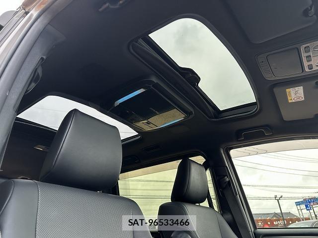 Toyota ESQUIRE 2018-10 8343861-5