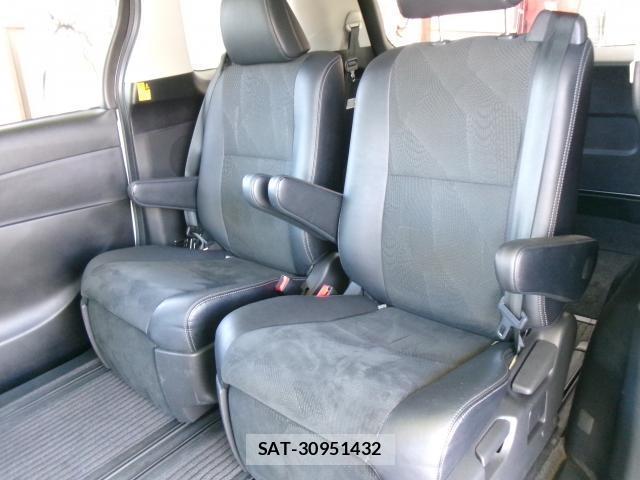 Toyota ESTIMA 2014-09 8342068-11