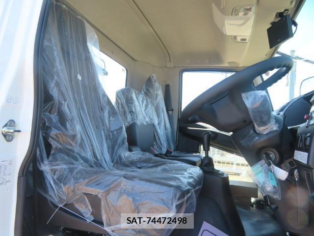 MITSUBISHI FUSO Fighter 2026-05 8342887-16