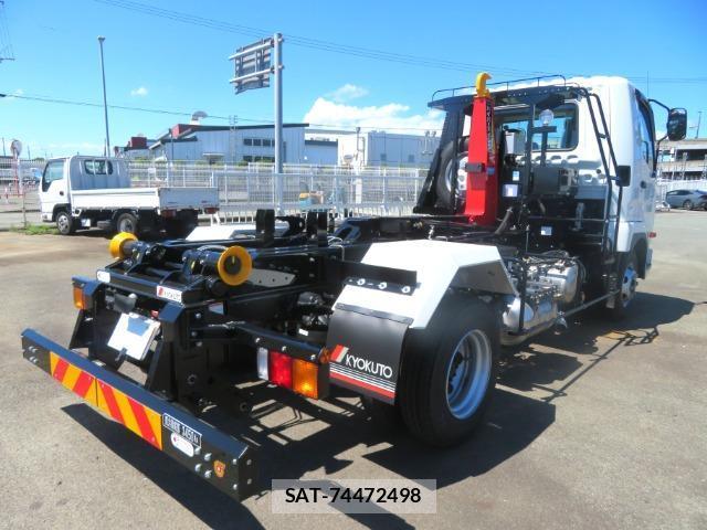 MITSUBISHI FUSO Fighter 2026-05 8342887-3