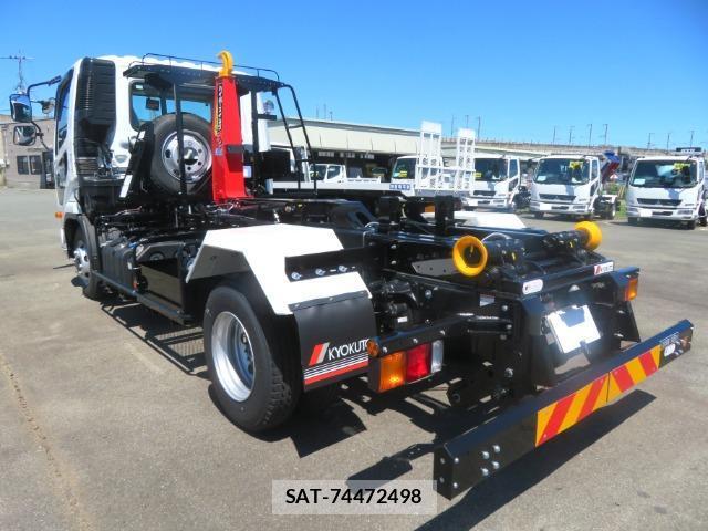 MITSUBISHI FUSO Fighter 2026-05 8342887-4