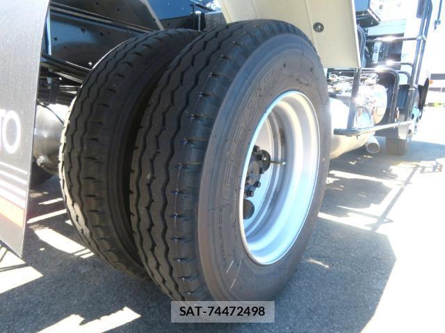 MITSUBISHI FUSO Fighter 2026-05 8342887-8