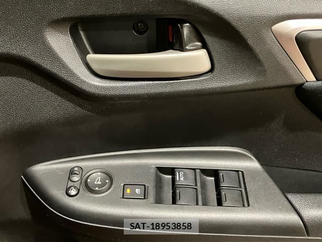 Honda FIT 2017-12 8344088-18