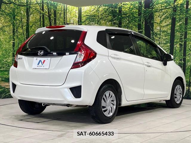 Honda FIT 2015-11 8344278-16