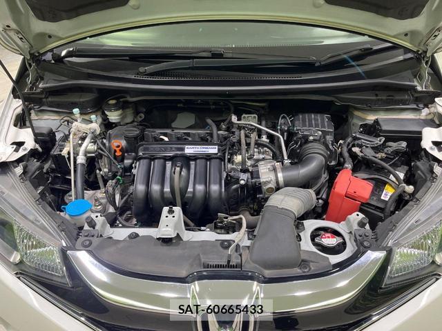 Honda FIT 2015-11 8344278-17