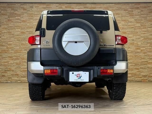 Toyota FJ CRUISER 2017-05 8342340-15