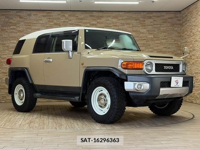Toyota FJ CRUISER 2017-05 8342340-17