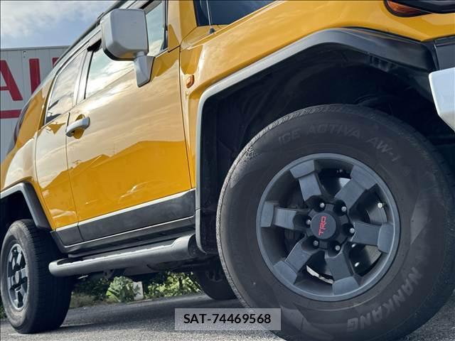 Toyota FJ CRUISER 2015-06 8343140-10