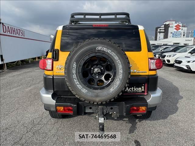 Toyota FJ CRUISER 2015-06 8343140-18