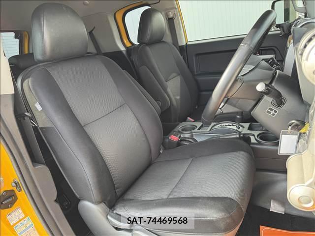 Toyota FJ CRUISER 2015-06 8343140-7