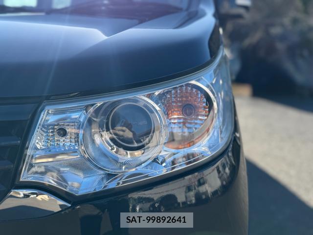 Mazda FLAIR 2014-01 8343692-13