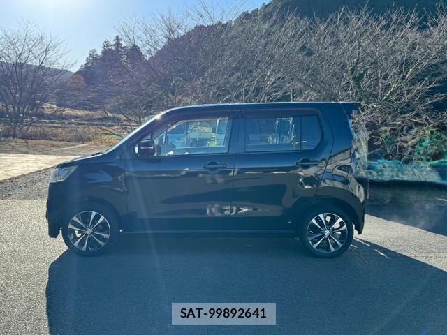 Mazda FLAIR 2014-01 8343692-7