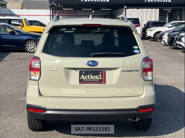 Subaru FORESTER 2016-02 8343144-18