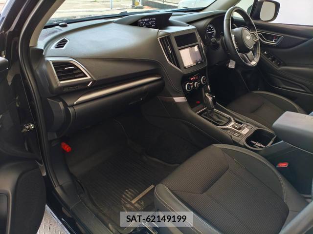 Subaru FORESTER 2018-09 8343588-14