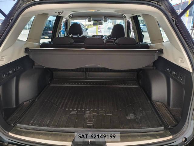Subaru FORESTER 2018-09 8343588-15
