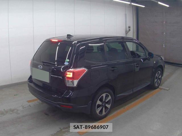 Subaru FORESTER 2017-12 8343825-1