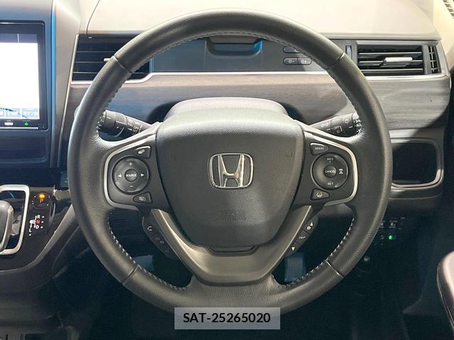 Honda FREED HYBRID 2021-09 8343363-12