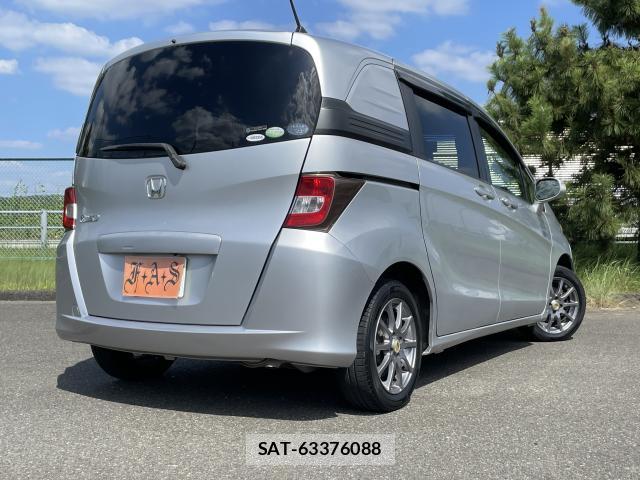 Honda FREED SPIKE 2012-02 8342365-1