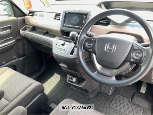 Honda FREED 2021-11 8342676-2