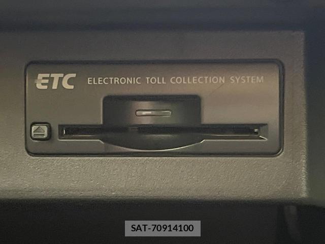 Nissan FUGA 2015-07 8342031-7