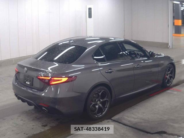 ALFA ROMEO Giulia 2021-06 8343918-4
