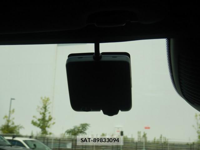 Mercedes Benz GLC-CLASS 2024-03 8343015-16