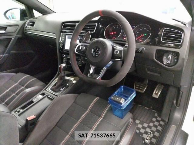 VolksWagen GOLF GTI 2016-09 8343818-2