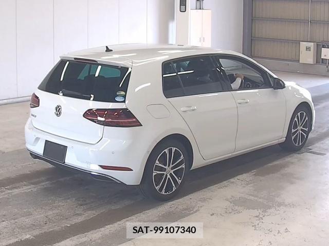 VolksWagen GOLF 2019-08 8342971-4