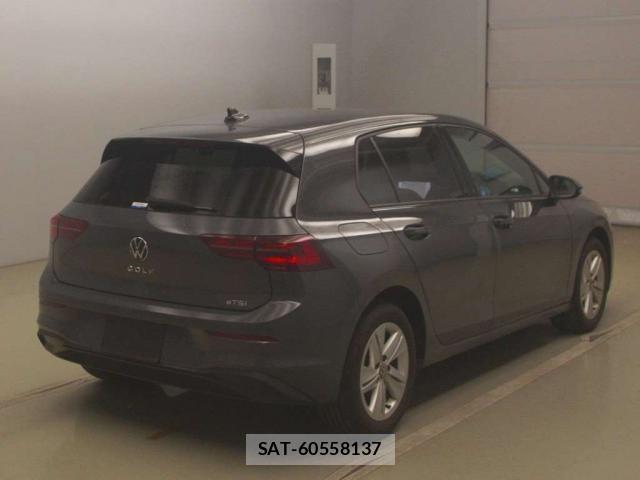 VolksWagen GOLF 2023-05 8342993-10