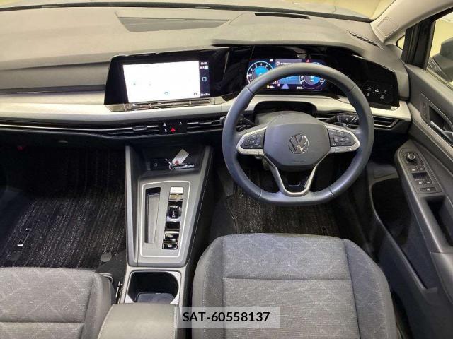 VolksWagen GOLF 2023-05 8342993-2