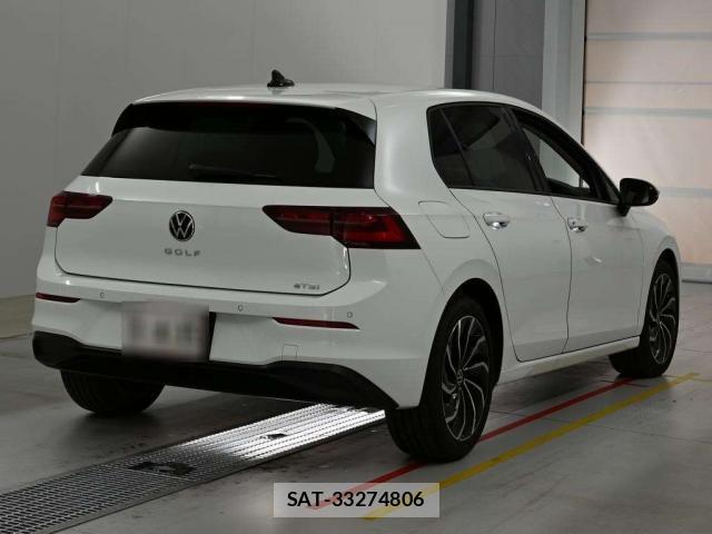 VolksWagen GOLF 2023-08 8343813-1