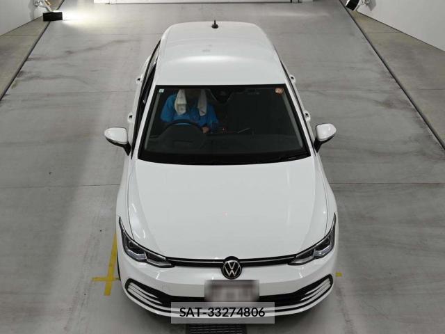 VolksWagen GOLF 2023-08 8343813-11