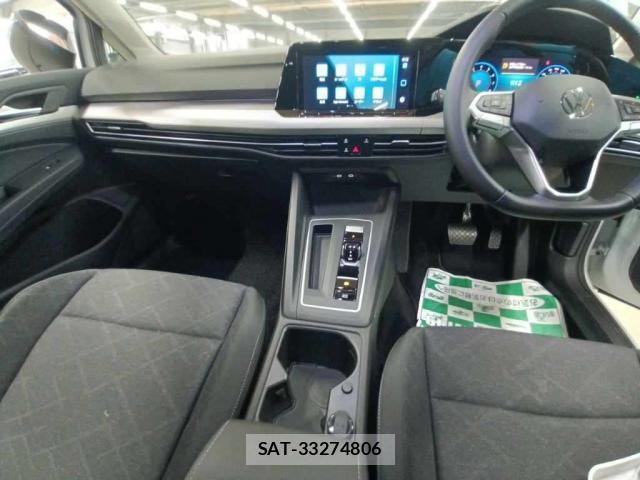 VolksWagen GOLF 2023-08 8343813-2
