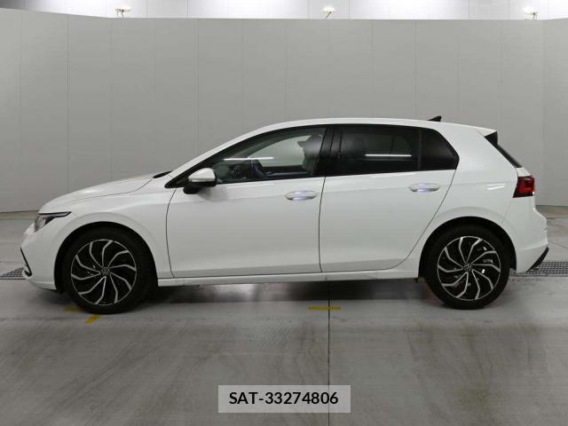VolksWagen GOLF 2023-08 8343813-6