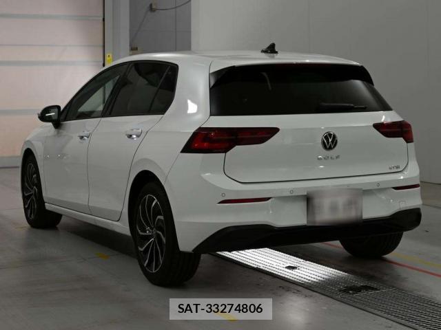 VolksWagen GOLF 2023-08 8343813-7