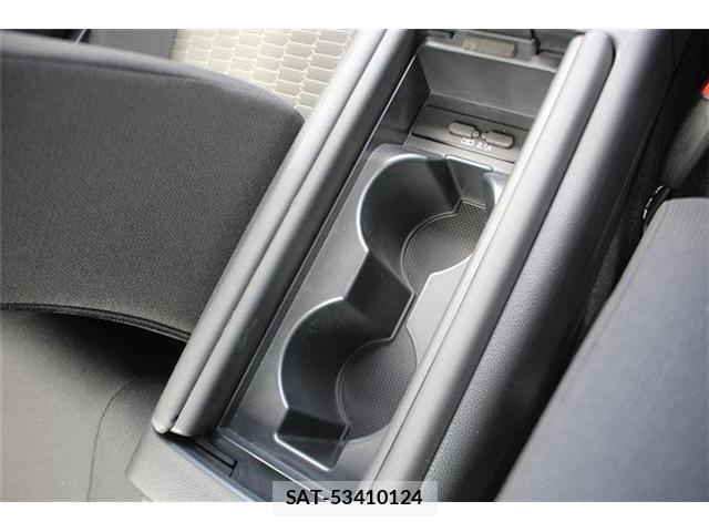 Toyota GR86 2025-04 8343552-5